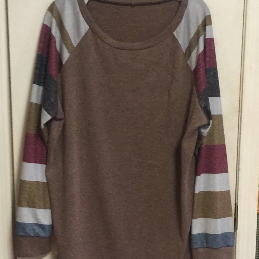 Long tunic. - Picture 3 of 3
